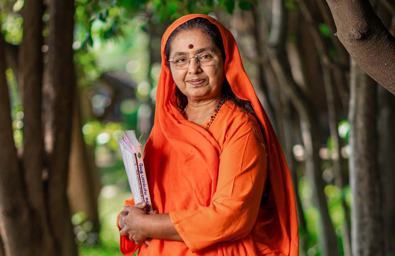 Bhagavad Gita  – Intermediate Course (Mandatory 175 Sessions / Additional Studies 27 Sessions)