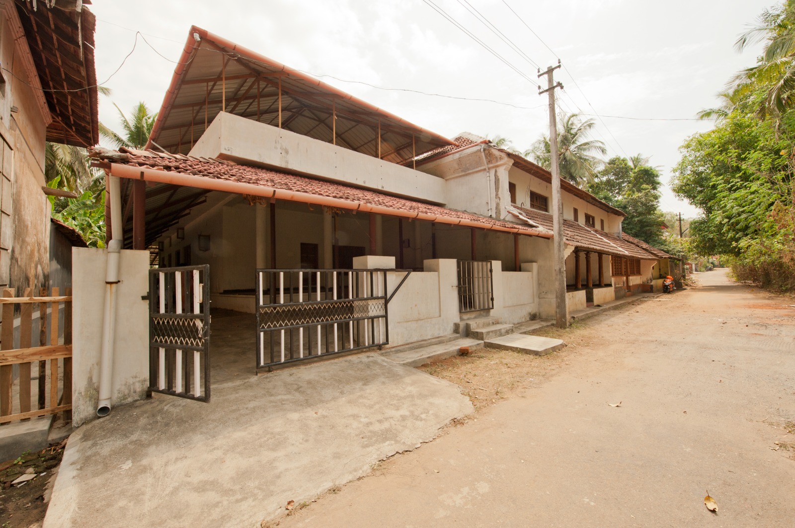 Sri Venugopalaswamy Ashram, Palakkad