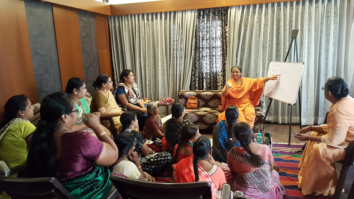 Swamiji & Ammaji Samskrtam Teaching